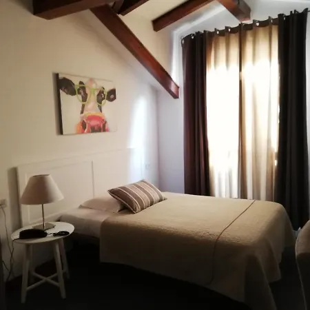 Hotell Bert 3*